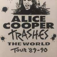 1989 - Trashes The World / Guest