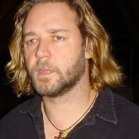 Russell Crowe - 24-10-03